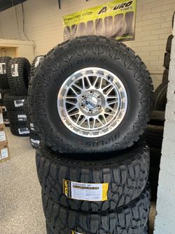 17 x9 Para Tollota tundra kmc