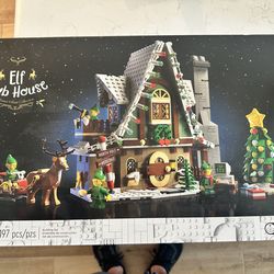 Lego Elf Clubhouse