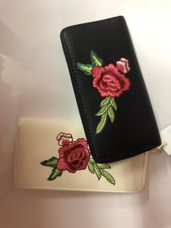 Women’s wallets.