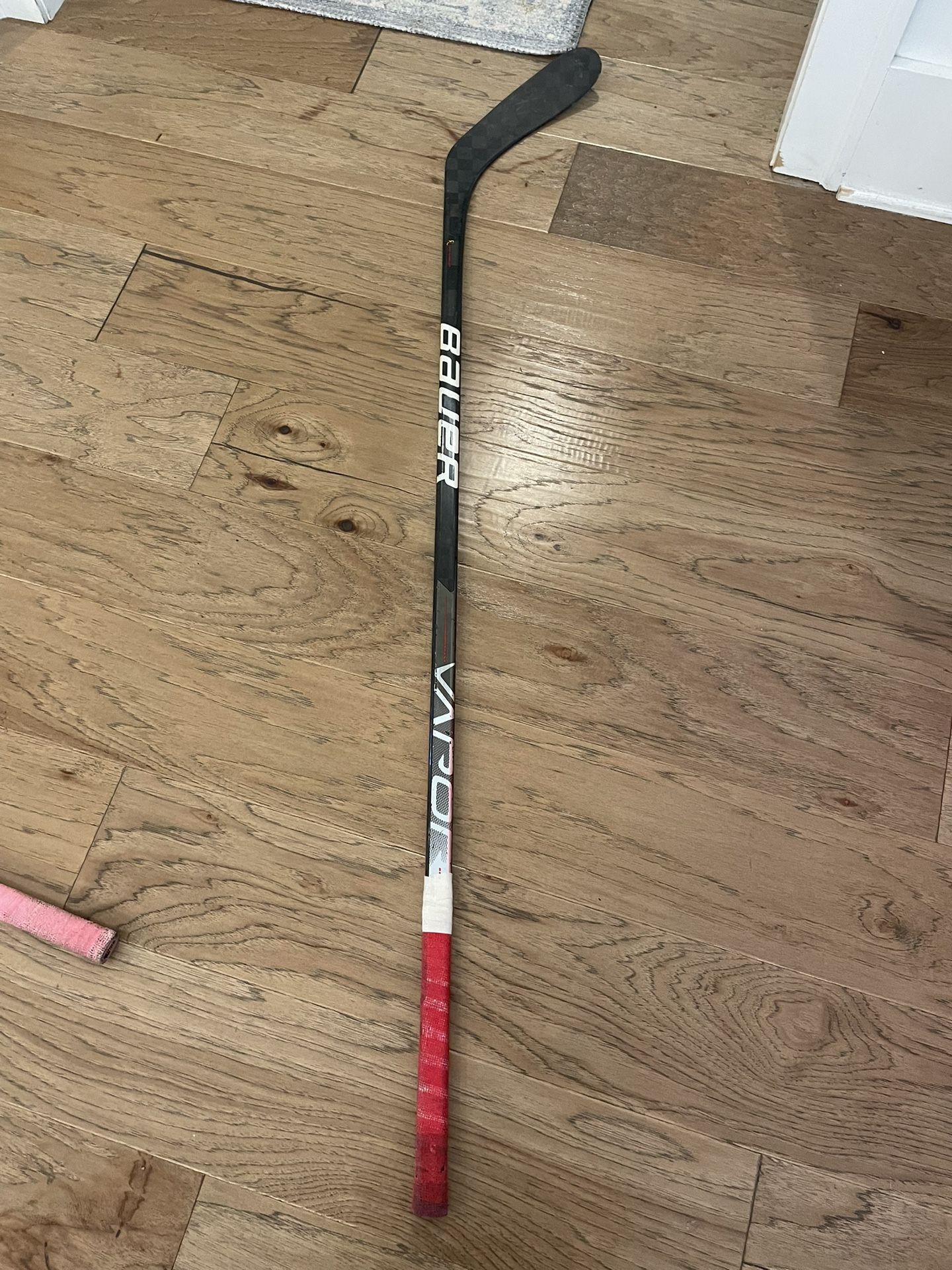 Bauer Vapor Hyper Light 40 Flex Right Handed P 28