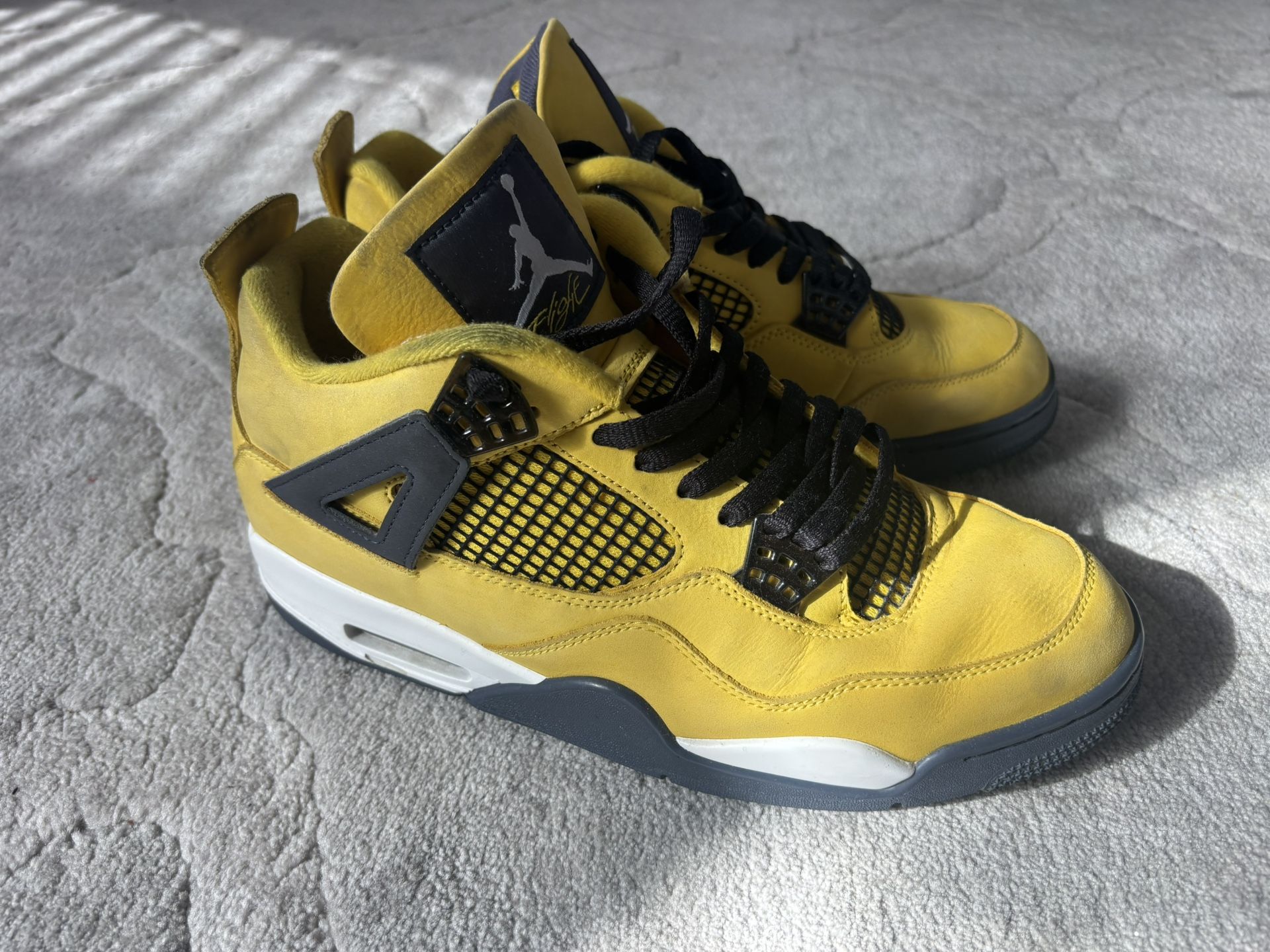 Size 11.5 - Jordan 4 Retro Mid Lightning