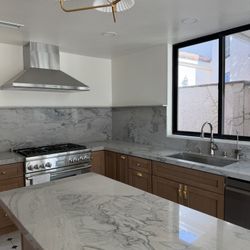 Unused White Polished QUARTZITE countertop slabs for sale