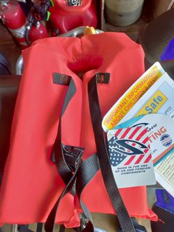 Child's Life Vest Never Used
