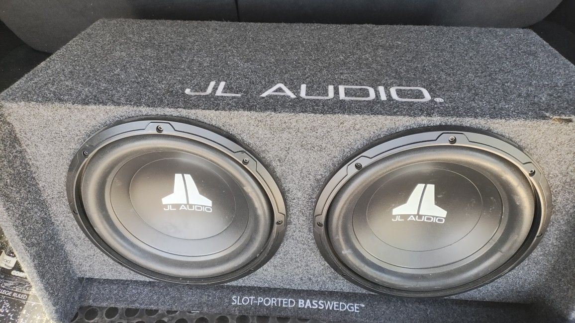 12" Subs Box And Amp