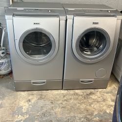 Bosch Washer And Dryer $699