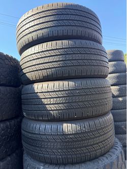 255/60r18 marca  HANKOOK En perfectas condiciones de vida las 4