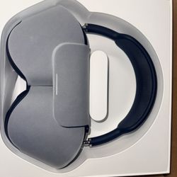 Apple AirPods Max  New 
