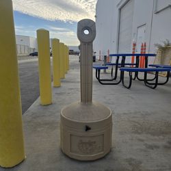 SMOKERS CEASE FIRE