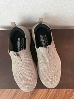 Men’s Skechers size 8 1/2 wide. Lightly used. Slip in model.