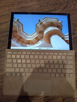 Microsoft Surface Pro 7 with keyboard Core i5-1035G4 1.1GHz 8Gb RAM