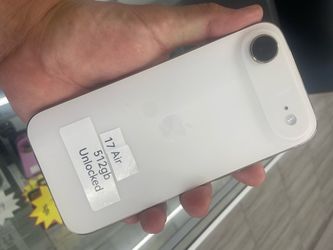 17 Air unlocked. Cash or $50 down w approval
