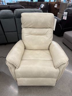 Wyatt Ivory Power Recliner