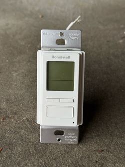 Honeywell Programmable Switch Timer RPLS740B