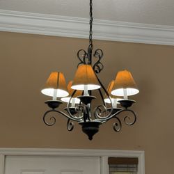 Chandelier 
