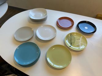 TONS of IKEA Plates and Bowls