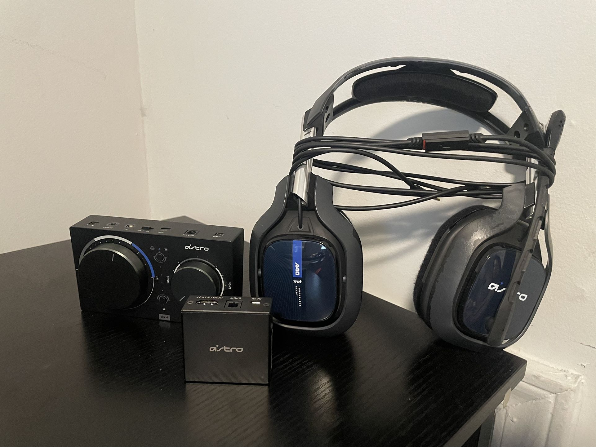 Astro a40 headset + mix amp + adapter