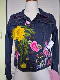 EMBELLISHED DENIM JACKET