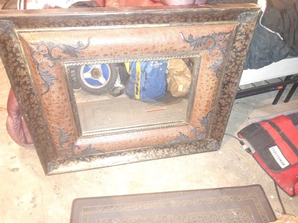 BIG MIRROR OLD SCHOOL