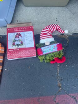 Christmas Gnome Wreath Decoration