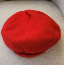 Red wool beret