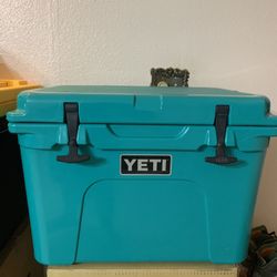 Yeti 35