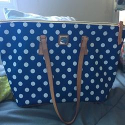 Dooney & Bourke Large Tote