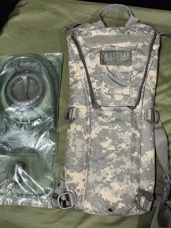 Camelbak Thermobak Mil Spec ACU Digital Camo Hydration Pack (New Bladders)