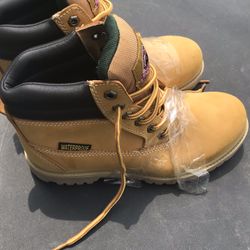 Unisex  Size 8