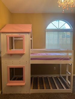 Kids twin bunk bed