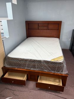 🛏️ Solid Wood Platform Bed & Mattress Bundle – Only $598!