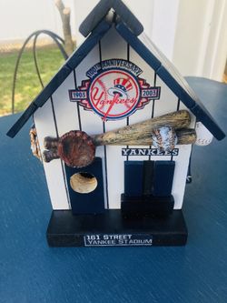Yankees Bird House 