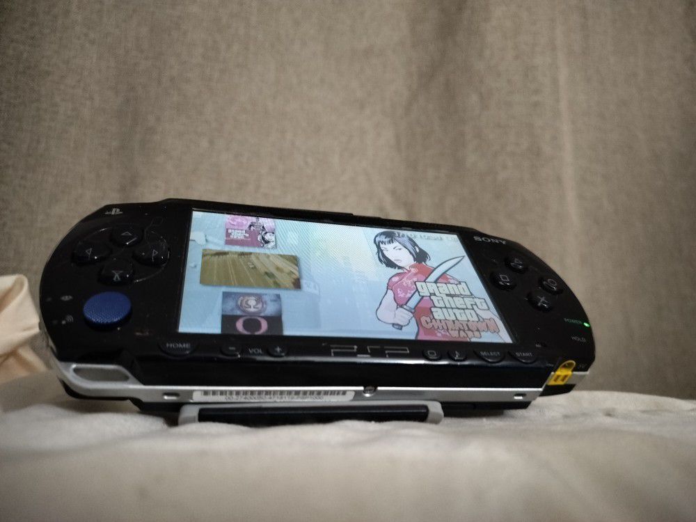 PSP Modded Black Comes With Games 