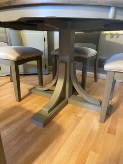 Kitchen table with 4 chairs