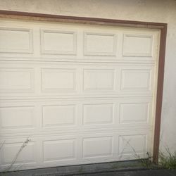  Garage Door
