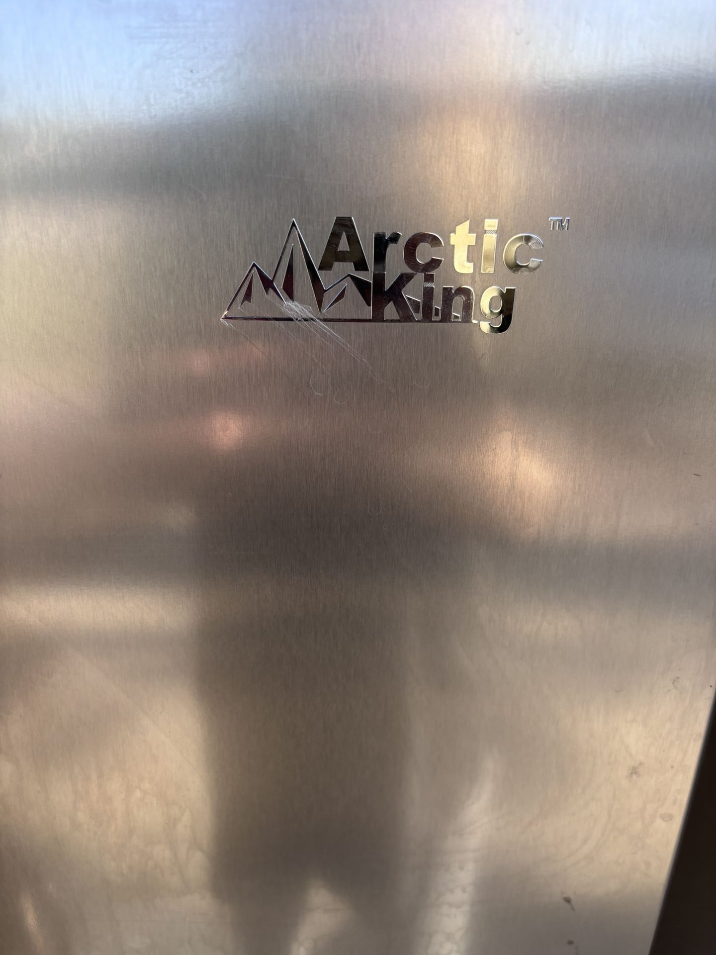 Arctic King Stand Up Freezer