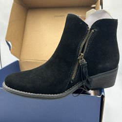 New White Mountain Women's Side Zip Suede Leather Ankle Boot, Black Size 7