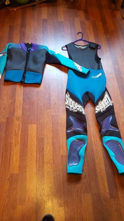 women's wet suit