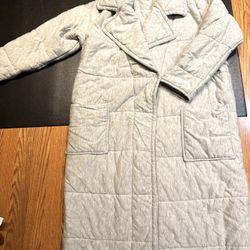 Women’s super soft, comfortable and thick robe. M/L
