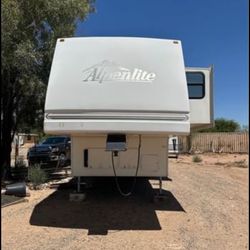 1998 Alpenlite Travel trailer