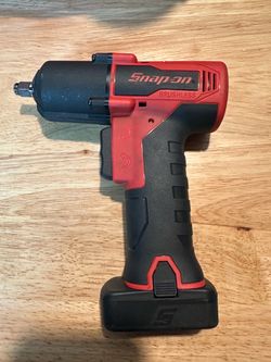 Snap On 3/8 impact with battery