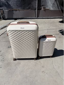 It luggage