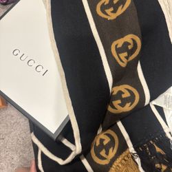 Gucci scarf