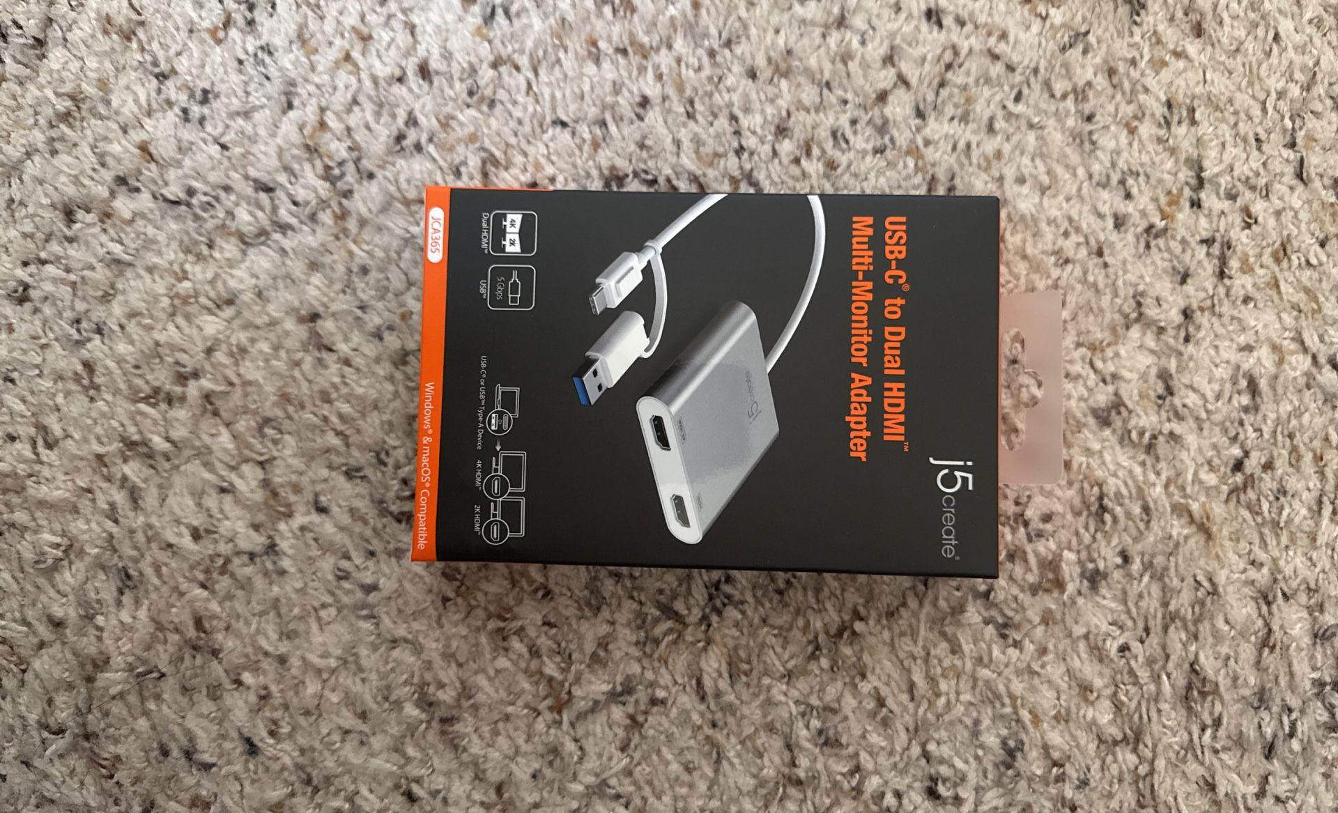 j5create USB-C to Dual HDMI Multi-Monitor Adapter