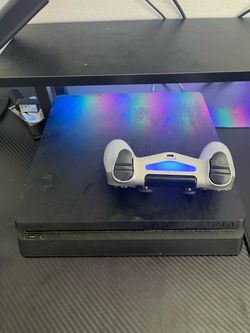 Sony PS4 Slim Console with Controller