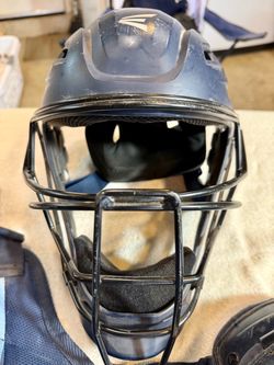 Easton Youth Catcher’s Gear 9-12yo