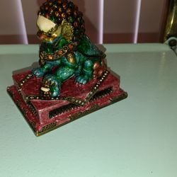 Rucinni Chinese Lion Dragon Hand Painted Trinket Box