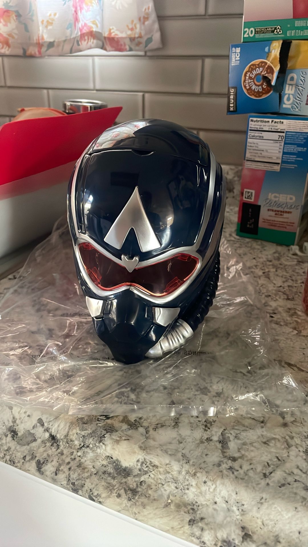 New LED, Captain America popcorn head