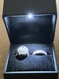 Engagement/Wedding Ring Set