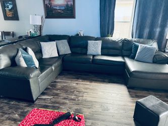 Leather sectional sofa