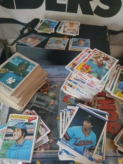 Vintage baseball cards lot